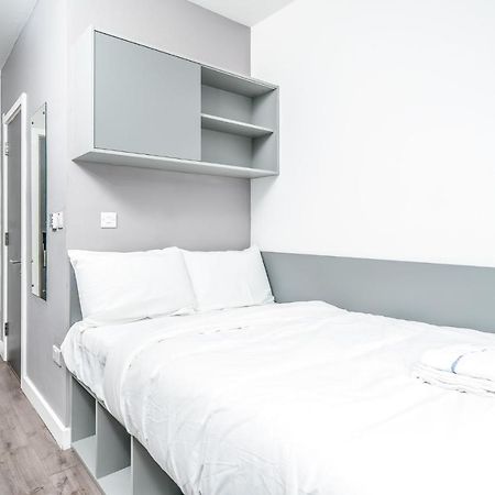 Ensuite Single Room With Shared Kitchen In Dublin Quays Екстериор снимка
