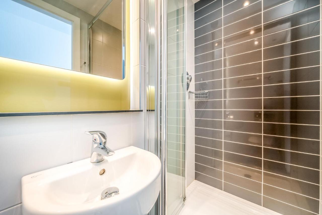 Ensuite Single Room With Shared Kitchen In Dublin Quays Екстериор снимка